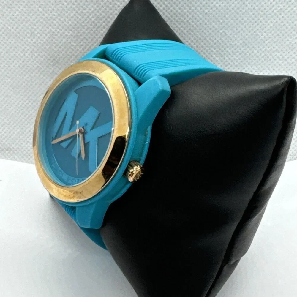 Michael Kors MK2559 Women's Turquoise Silicone Strap Analog Dial Watch JNA301